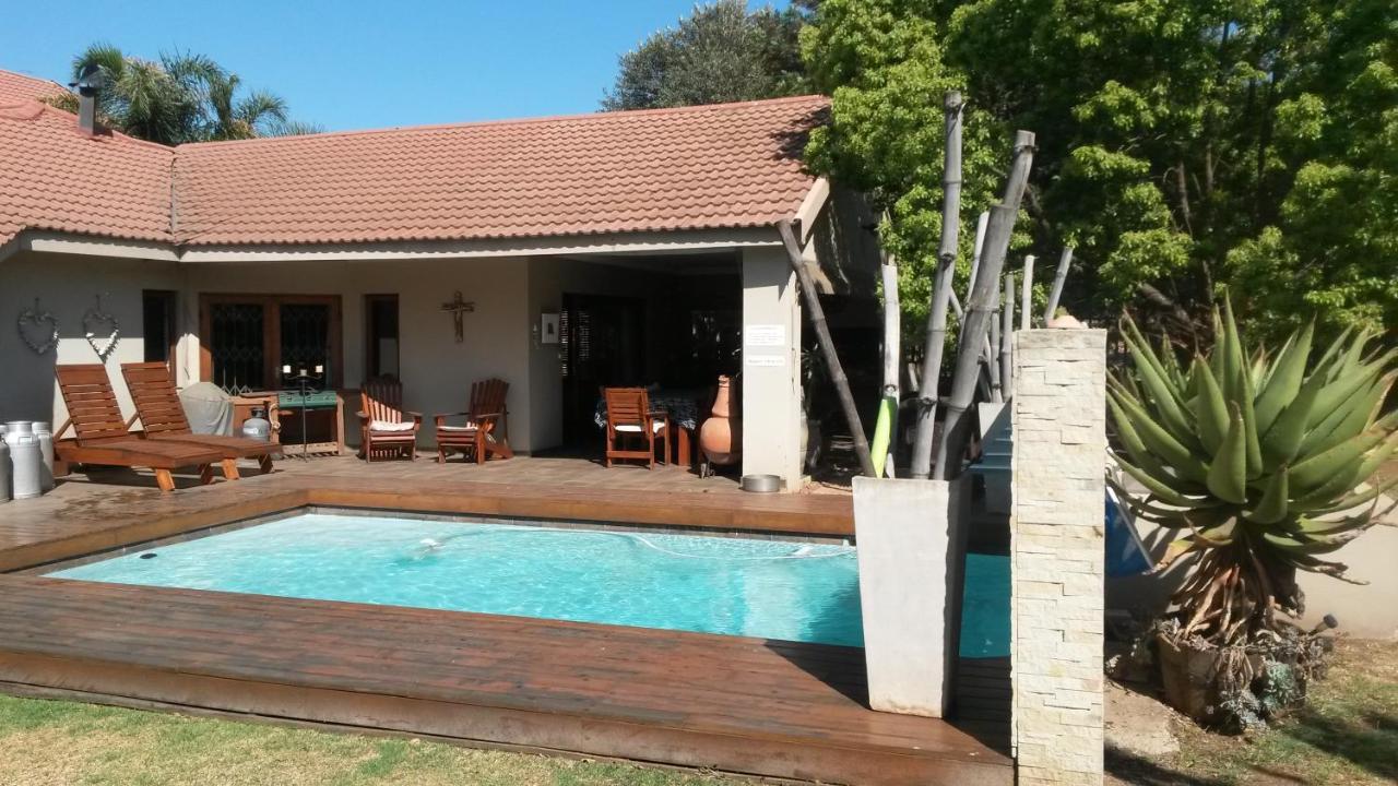 At Olive Guesthouse Vanderbijlpark Exterior photo